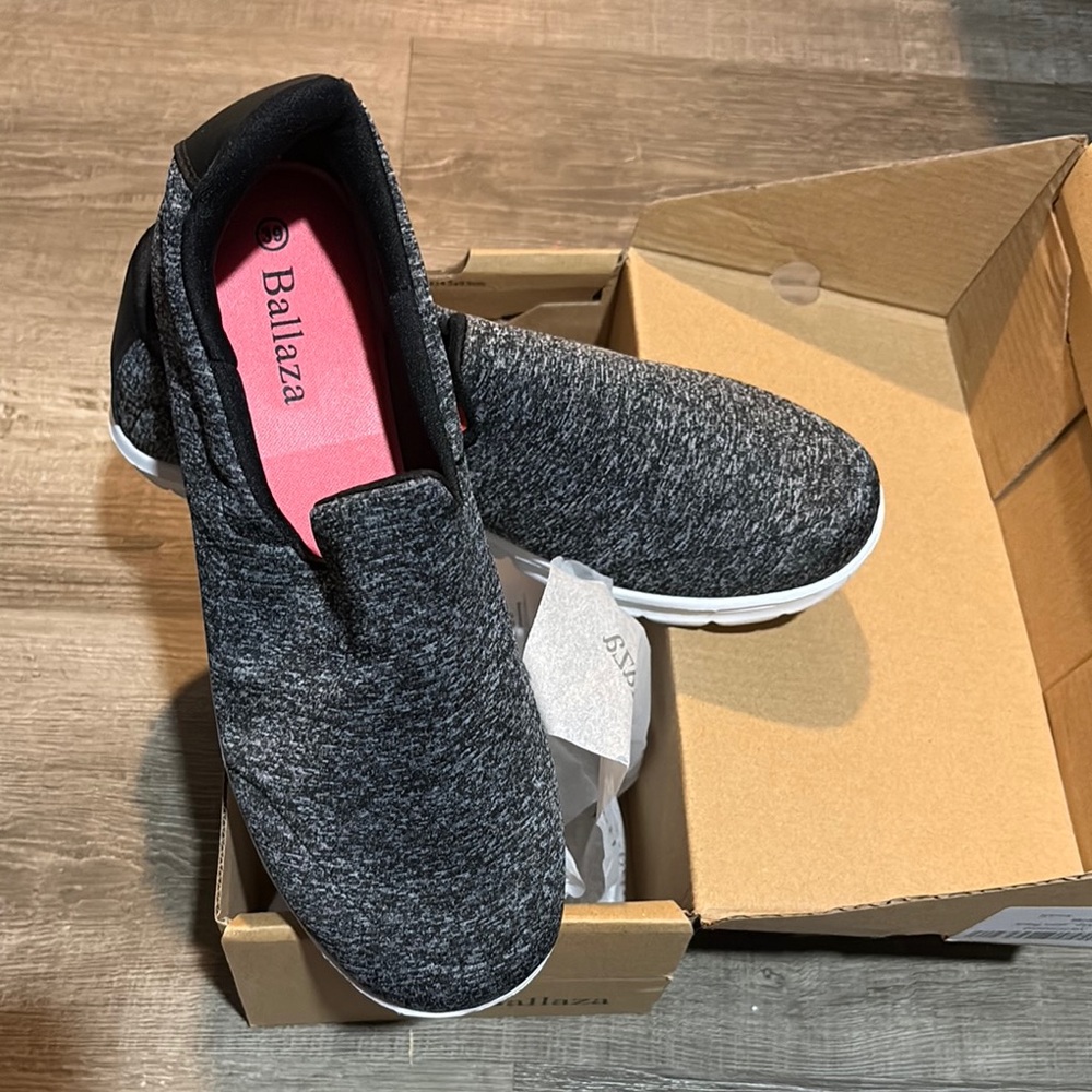 Comfy cushion slides